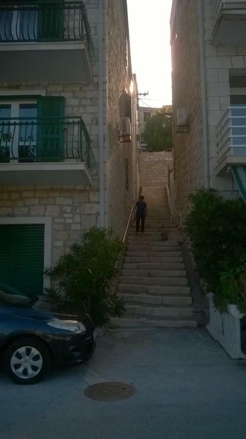 Apartment Nada Повля Екстериор снимка